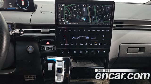 Hyundai Staria 2022 — photo 14