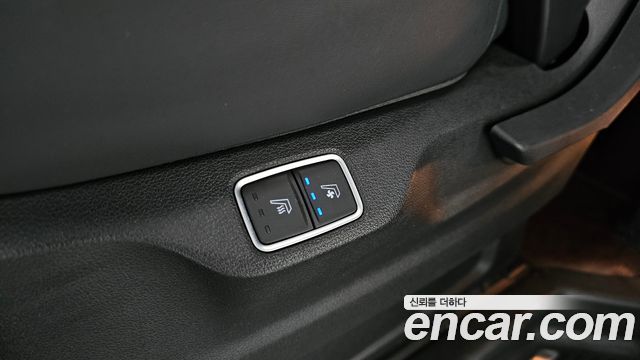 Hyundai Staria 2022 — photo 18