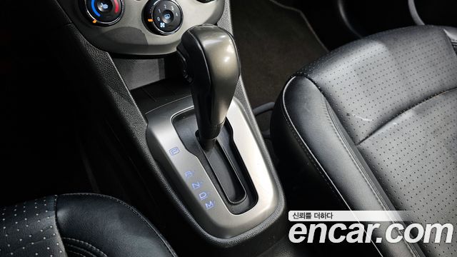 Chevrolet Korea Aveo 2013 — photo 9
