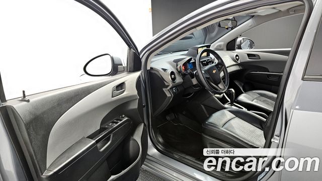 Chevrolet Korea Aveo 2013 — photo 11