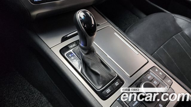 Hyundai Genesis 2015 — photo 9