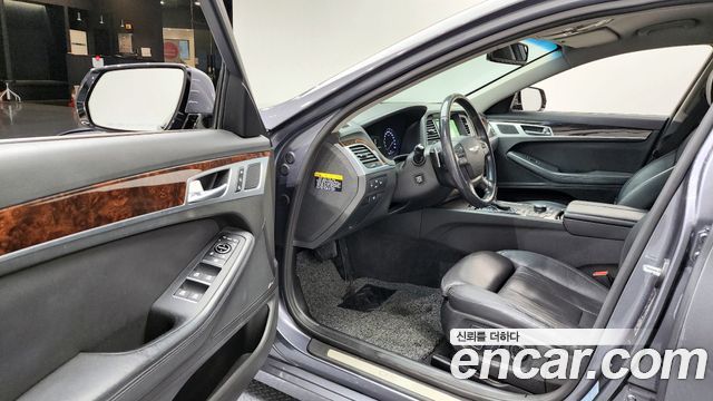 Hyundai Genesis 2015 — photo 11