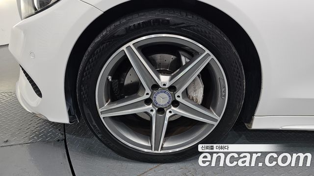 Mercedes-Benz C-Class 2017 — photo 5