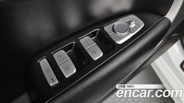Genesis G70 2018 — photo 14