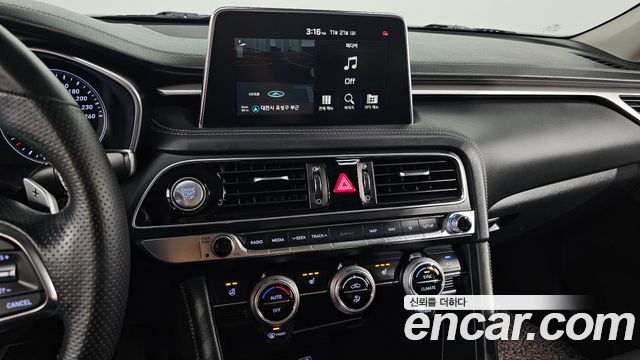 Genesis G70 2018 — photo 17
