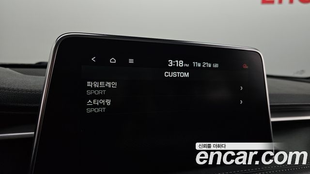 Genesis G70 2018 — photo 19