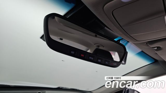 Genesis G70 2018 — photo 20