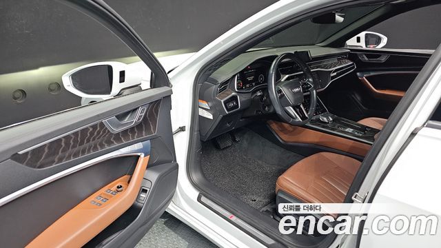 Audi A6 2021 — photo 11