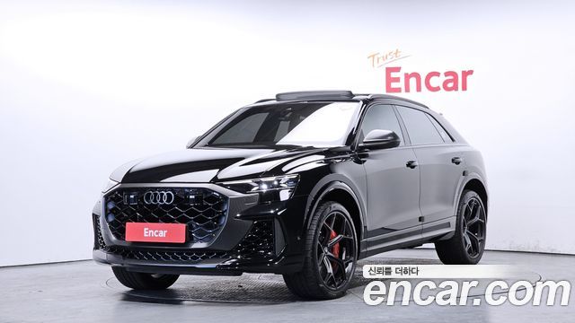 Audi RSQ8 2025 — photo 1