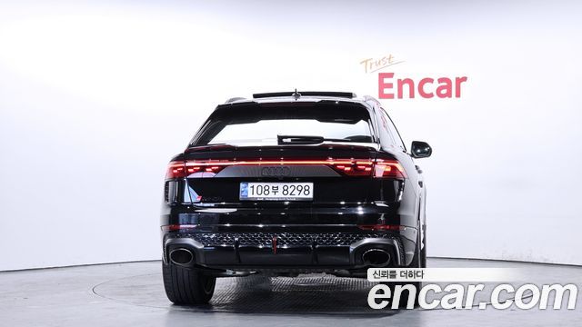Audi RSQ8 2025 — photo 4