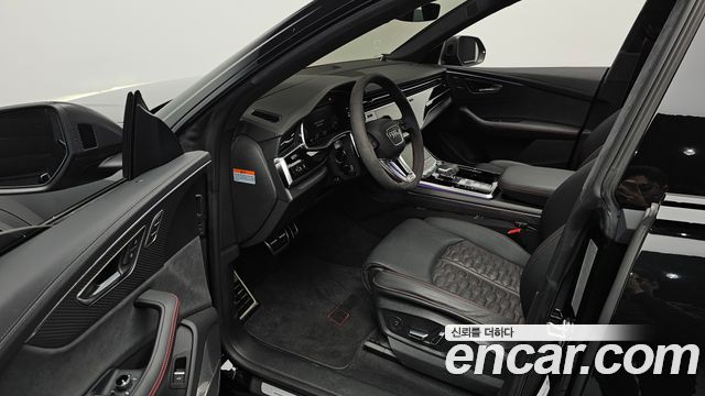 Audi RSQ8 2025 — photo 10