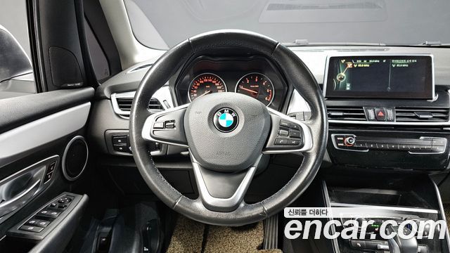 BMW 2-Series 2016 — photo 13