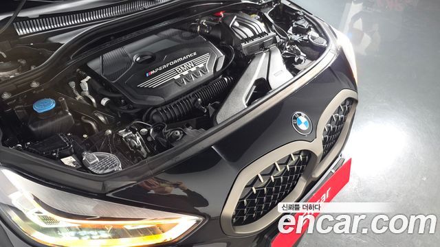 BMW 1-Series 2022 — photo 6
