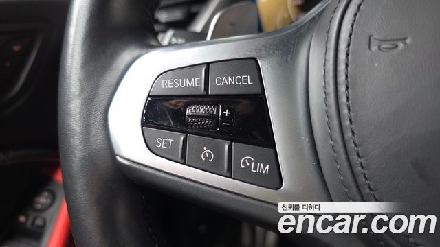 BMW 1-Series 2022 — photo 19