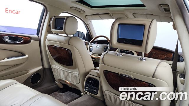 Jaguar XJ 2007 — photo 15