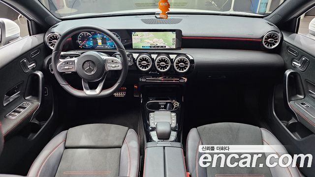 Mercedes-Benz A-Class 2021 — photo 10