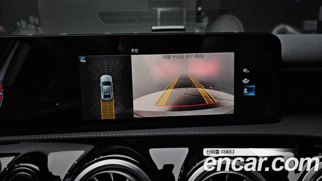 Mercedes-Benz A-Class 2021 — photo 20