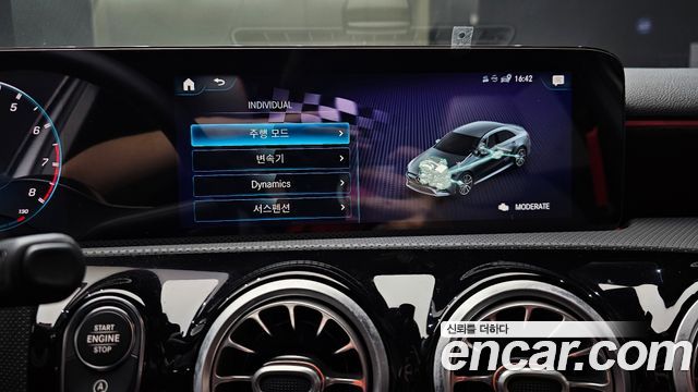 Mercedes-Benz A-Class 2021 — photo 22