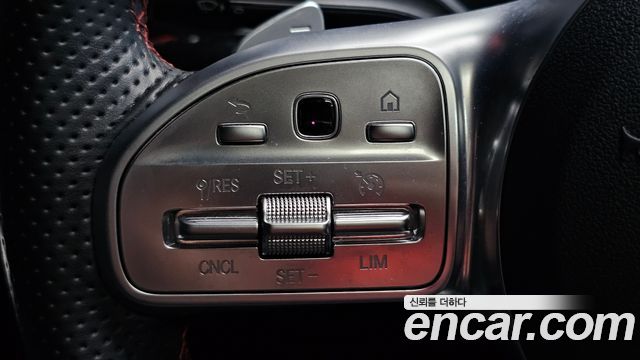 Mercedes-Benz A-Class 2021 — photo 24
