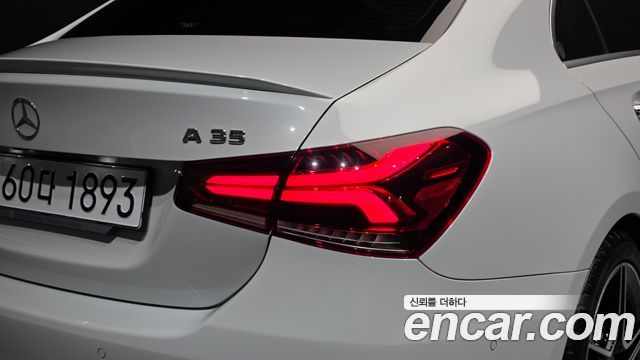Mercedes-Benz A-Class 2021 — photo 9