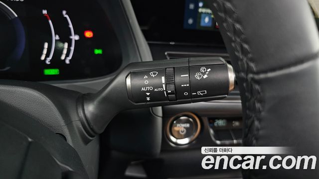 Lexus UX 2026 — photo 17