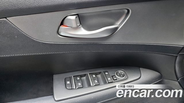 Kia K3 2019 — photo 14