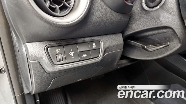 Kia K3 2019 — photo 15