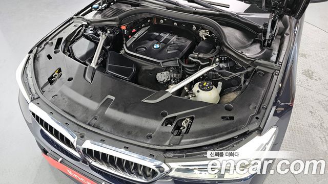 BMW Gran Turismo 2020 — photo 6