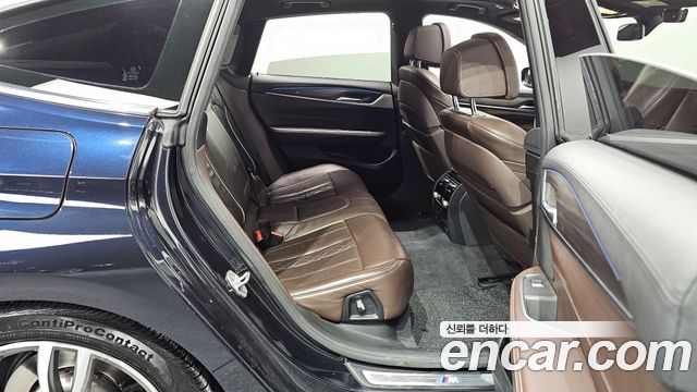 BMW Gran Turismo 2020 — photo 12