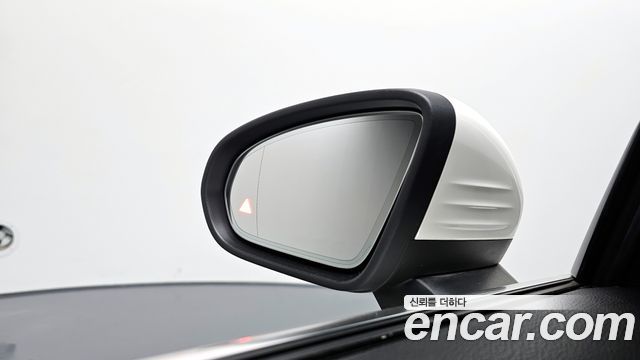 Mercedes-Benz A-Class 2020 — photo 19