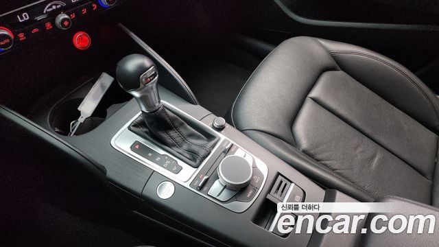 Audi A3 2015 — photo 9