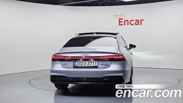 Audi A7 2022 — photo 4