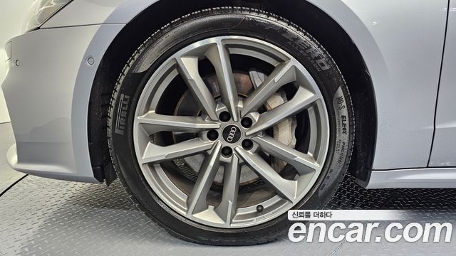 Audi A7 2022 — photo 5