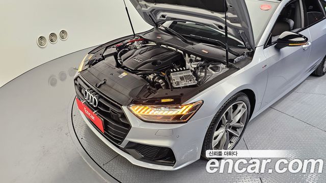Audi A7 2022 — photo 6