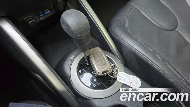 Hyundai Veloster 2012 — photo 9