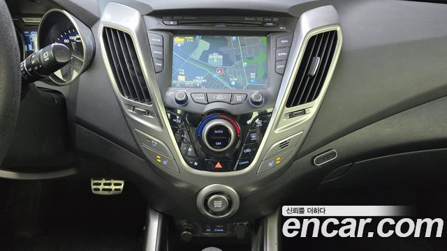Hyundai Veloster 2012 — photo 17