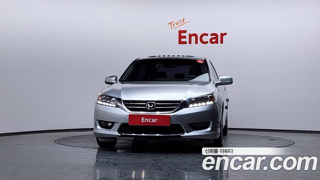 Honda Accord 2015 — photo 3