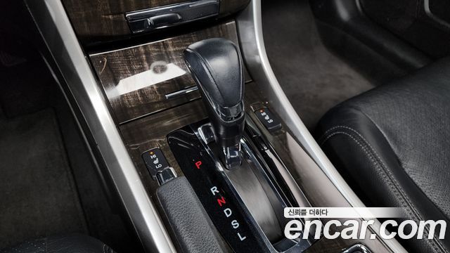 Honda Accord 2015 — photo 9