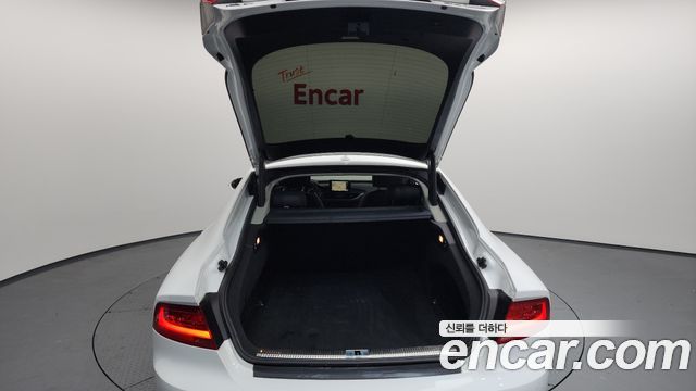 Audi A7 2015 — photo 20