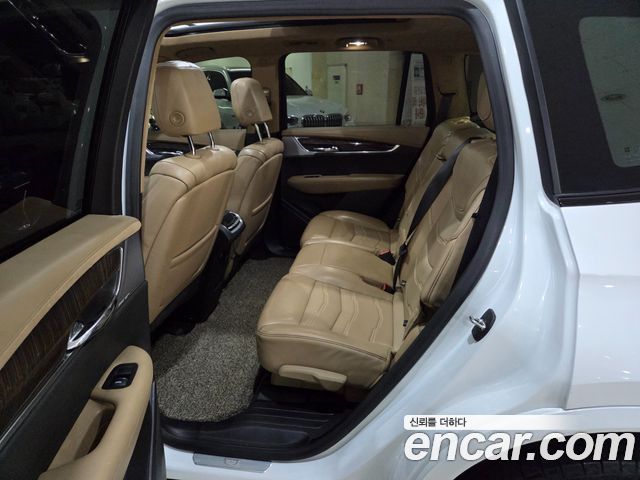 Cadillac XT6 2020 — photo 7