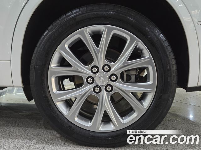 Cadillac XT6 2020 — photo 20
