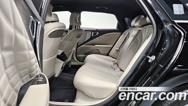 Kia K8 2022 — photo 12