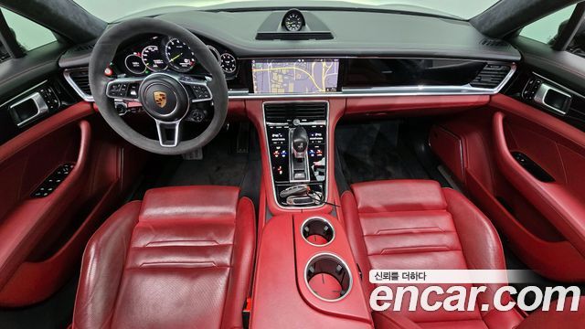 Porsche Panamera 2019 — photo 7