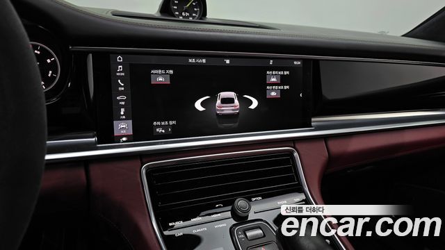 Porsche Panamera 2019 — photo 15