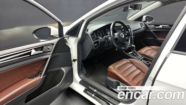 Volkswagen Golf 2015 — photo 11