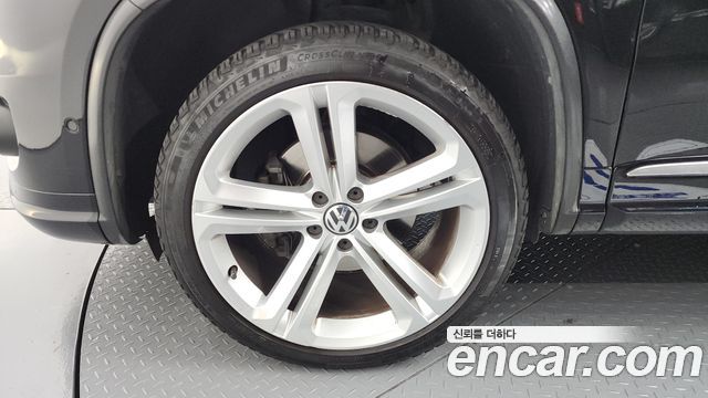 Volkswagen Tiguan 2015 — photo 5