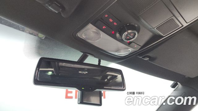 Volkswagen Tiguan 2015 — photo 18