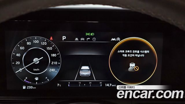 Kia Canival 2022 — photo 8