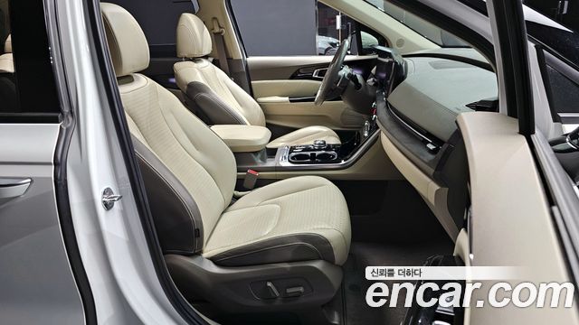 Kia Canival 2022 — photo 10
