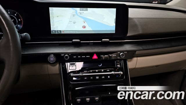 Kia Canival 2022 — photo 14